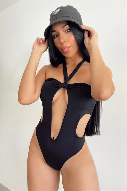Black Lua One Piece